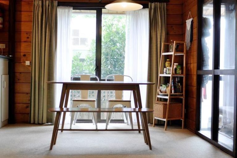 Photo of property in 3/53 Newington Road, Henderson, Auckland, 0612