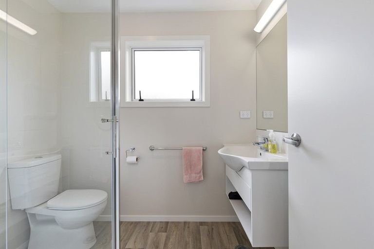 Photo of property in 186u4 Cambridge Road, Hillcrest, Hamilton, 3216