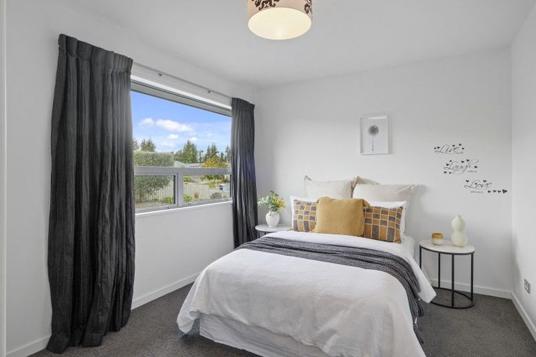 Photo of property in 11 Siding Lane, Prebbleton, 7604