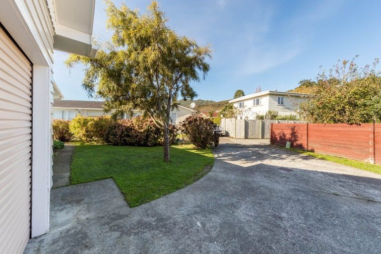 Photo of property in 11b Waddington Drive, Naenae, Lower Hutt, 5011