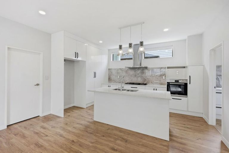 Photo of property in 9 Mccaw Avenue, Whenuapai, Auckland, 0618
