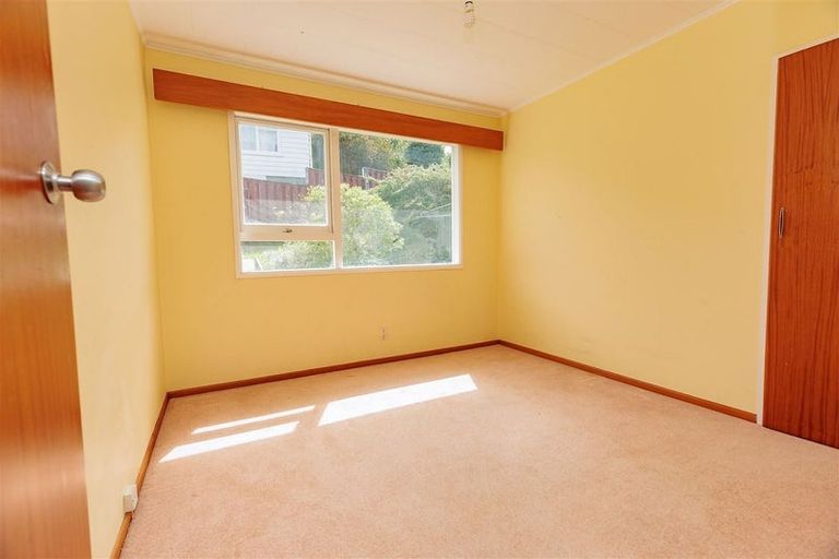 Photo of property in 15 Cortina Avenue, Johnsonville, Wellington, 6037
