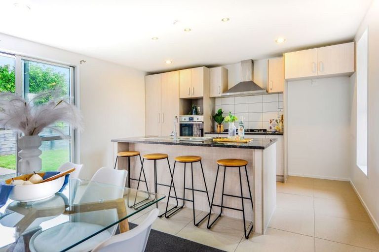 Photo of property in 18 Te Ironui Place, Huntington, Hamilton, 3210