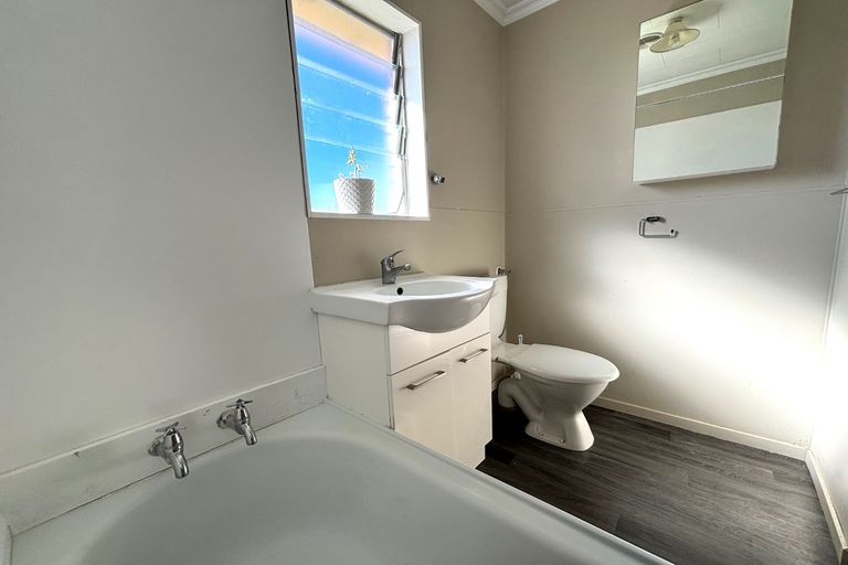 Photo of property in 5 Laurelwood Avenue, Pukekohe, 2120