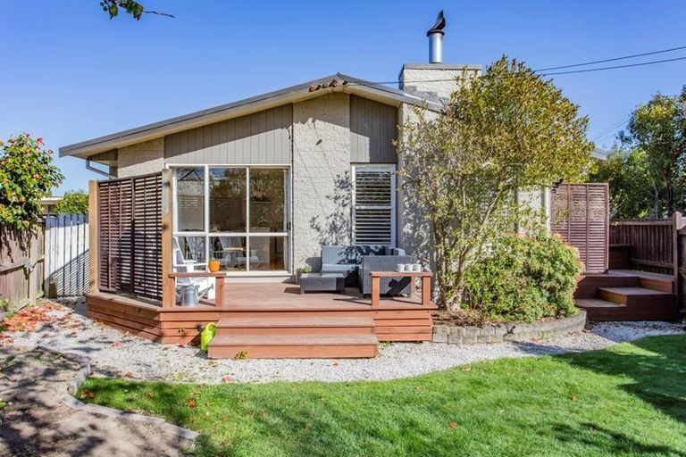 Photo of property in 9 Larch Place, Casebrook, Christchurch, 8051