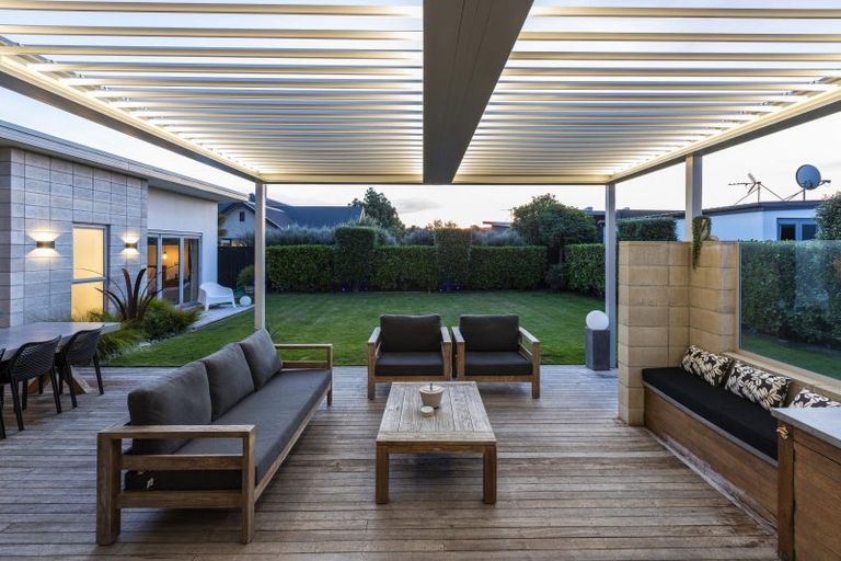 Photo of property in 101 Aston Drive, Waimairi Beach, Christchurch, 8083
