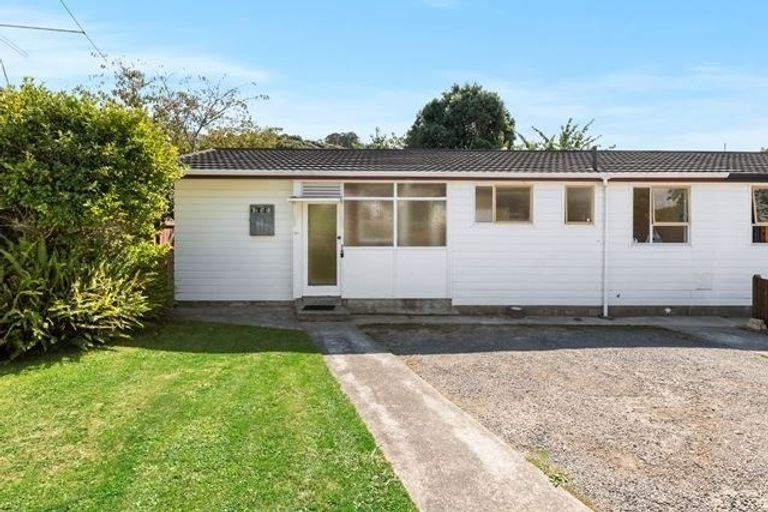 Photo of property in 42a Hicks Close, Whitby, Porirua, 5024