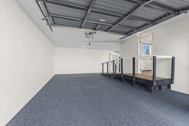 Photo of property in 12 Domett Street, Waitara, 4320