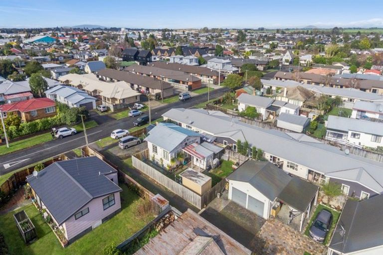 Photo of property in 15 Maitland Street, Frankton, Hamilton, 3204