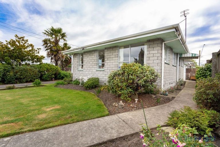 Photo of property in 16 Swift Street, Belfast, Christchurch, 8051