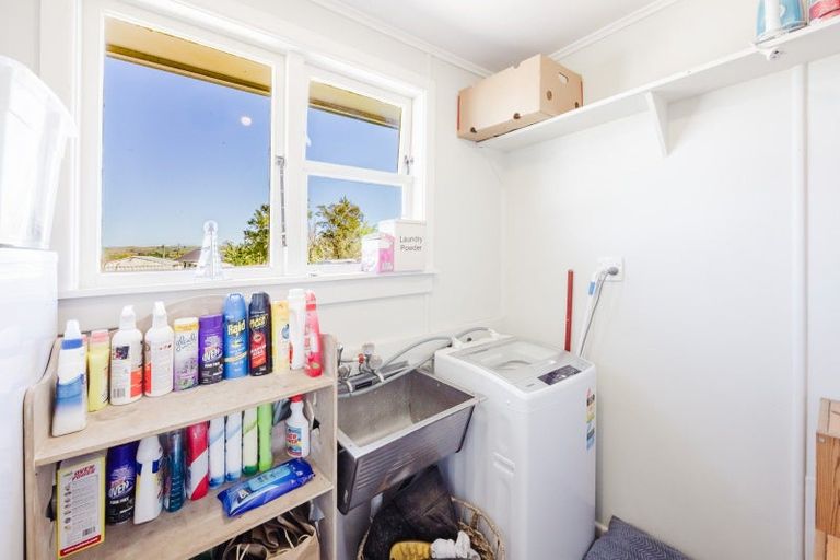 Photo of property in 18 Mackie Street, Waipukurau, 4200