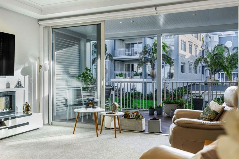 Photo of property in 237 Hibiscus Drive, Orewa, 0931