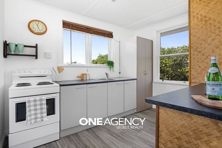 Photo of property in 95 Te Pene Avenue, Titahi Bay, Porirua, 5022