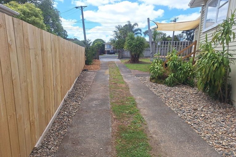 Photo of property in 5 Simpson Road, Ranui, Auckland, 0612