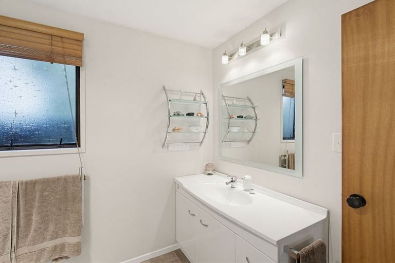 Photo of property in 9 Glenys Place, Broomfield, Christchurch, 8042