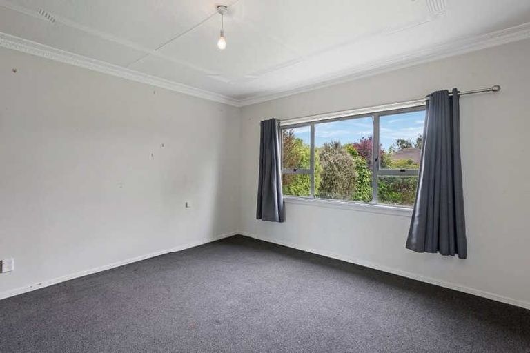 Photo of property in 21 Leistrella Road, Hoon Hay, Christchurch, 8025