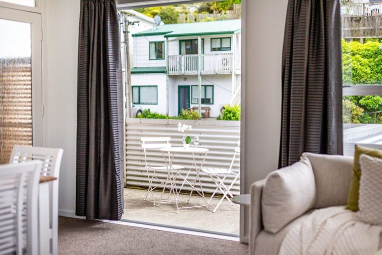 Photo of property in 126u6 Redwood Avenue, Tawa, Wellington, 5028