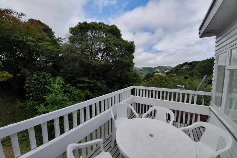 Photo of property in 12 Lytton Street, Wadestown, Wellington, 6012