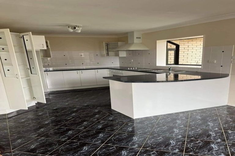 Photo of property in 5a Robertson Road, Favona, Auckland, 2024