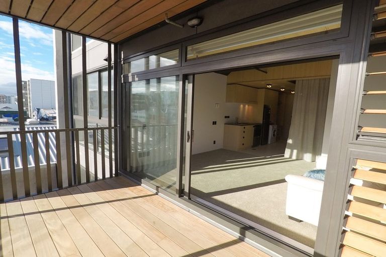 Photo of property in Vedado Apartments, 108/41u Hopper Street, Mount Cook, Wellington, 6011