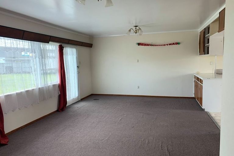 Photo of property in 371 Massey Road, Mangere East, Auckland, 2024
