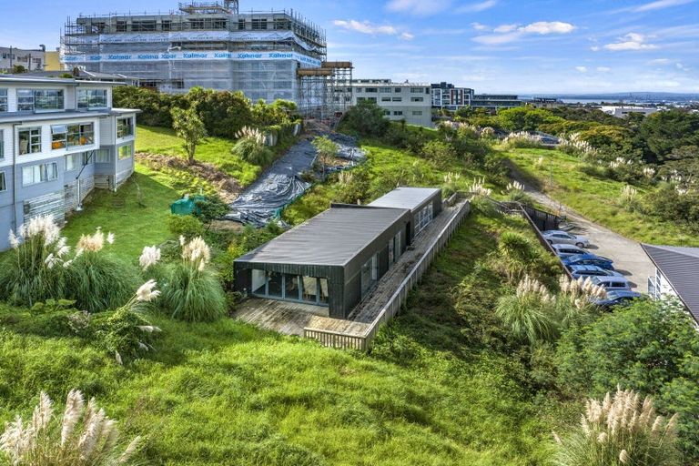 Photo of property in 6 Huka Road, Birkenhead, Auckland, 0626