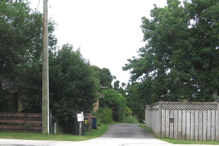 Photo of property in 1/225 Birkdale Road, Birkdale, Auckland, 0626