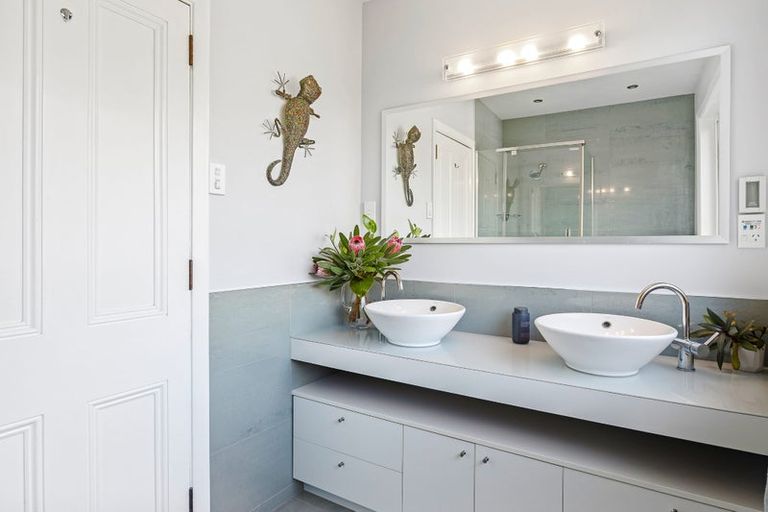 Photo of property in 55 Valley Road, Cashmere, Christchurch, 8022