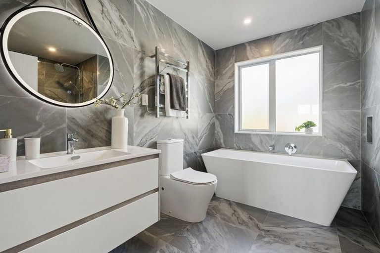 Photo of property in 47a Reynella Drive, Massey, Auckland, 0614