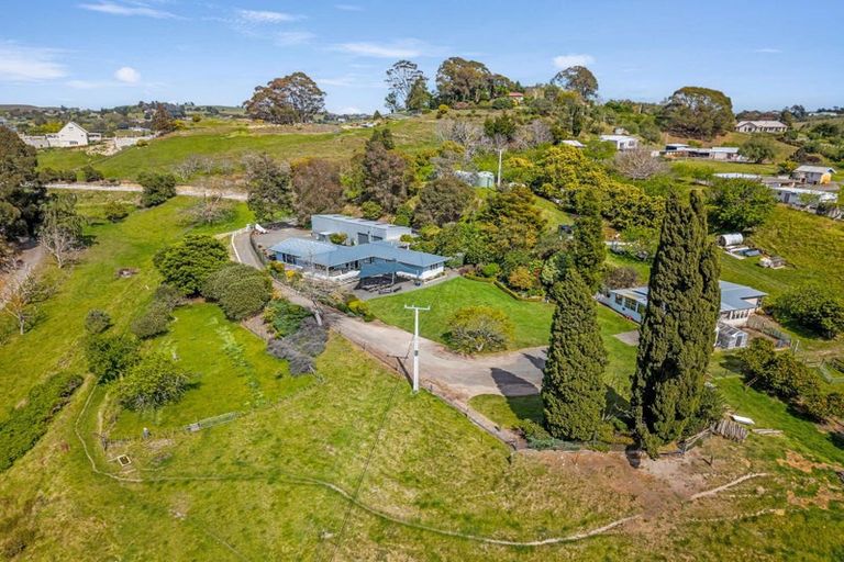 Photo of property in 70 Nilgiri Road, Poraiti, Napier, 4182