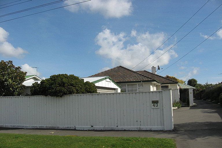 Photo of property in 43 Hounslow Street, Ilam, Christchurch, 8041