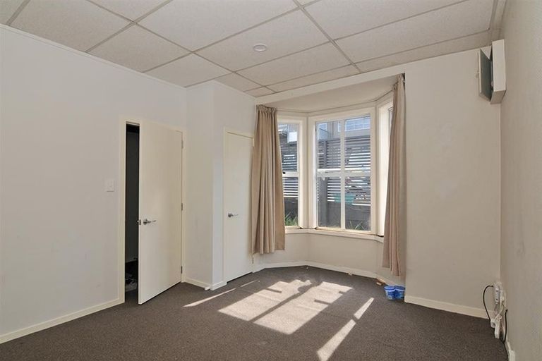 Photo of property in 23 Hanson Street, Mount Cook, Wellington, 6021