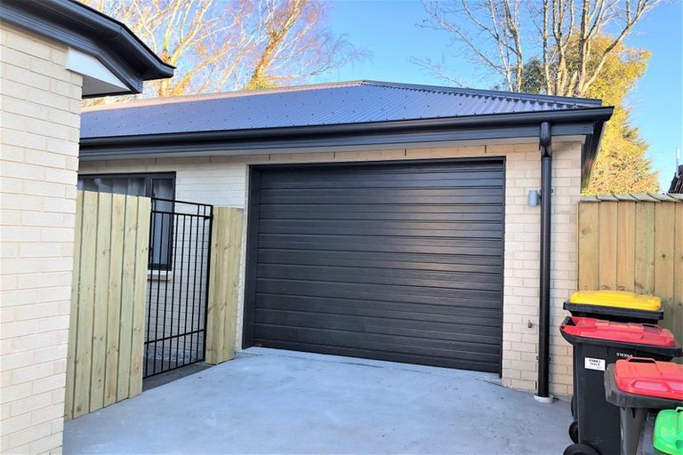 Photo of property in 17 Delph Street, Avonhead, Christchurch, 8042