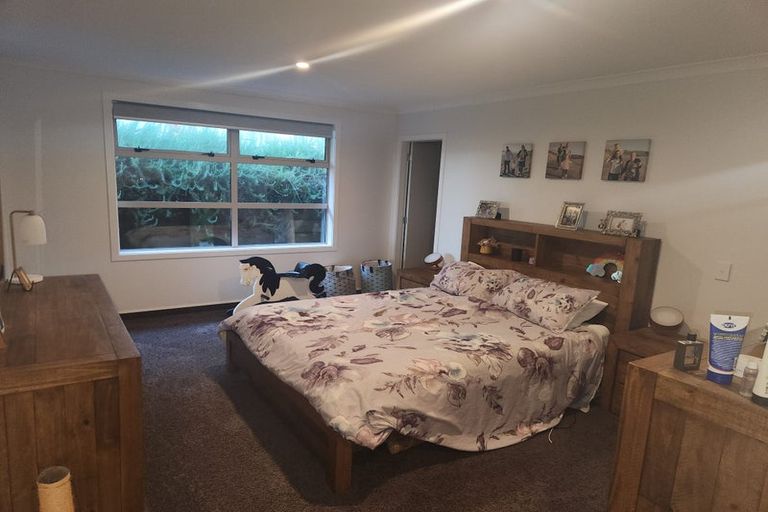 Photo of property in 7 Caterer Lane, Paraparaumu, 5032