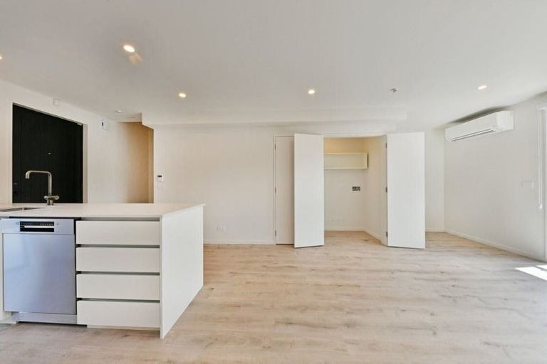 Photo of property in 209c Cranford Street, St Albans, Christchurch, 8014