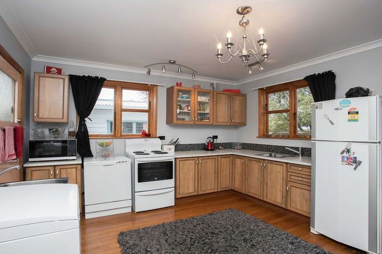 Photo of property in 3 Waters Street, Hoon Hay, Christchurch, 8025