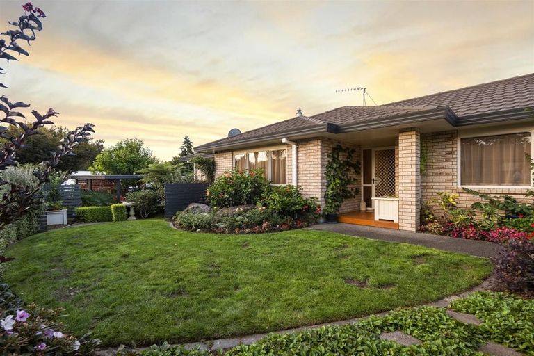 Photo of property in 21 Dowman Place, Te Puke, 3119