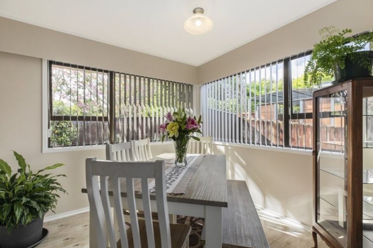 Photo of property in 11/9 Evans Road, Glen Eden, Auckland, 0602