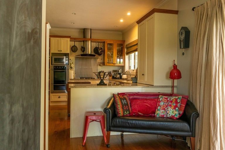Photo of property in 76 Kitchener Street, Wairoa, 4108