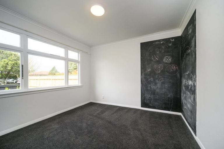 Photo of property in 52 Manawatu Street, Hokowhitu, Palmerston North, 4410