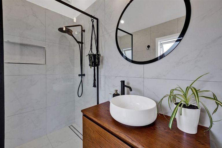 Photo of property in 28 Puriri Street, Hawera, 4610