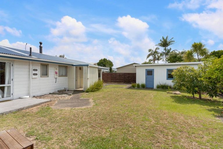 Photo of property in 15 Pitkethley Circle, Pauanui, Hikuai, 3579