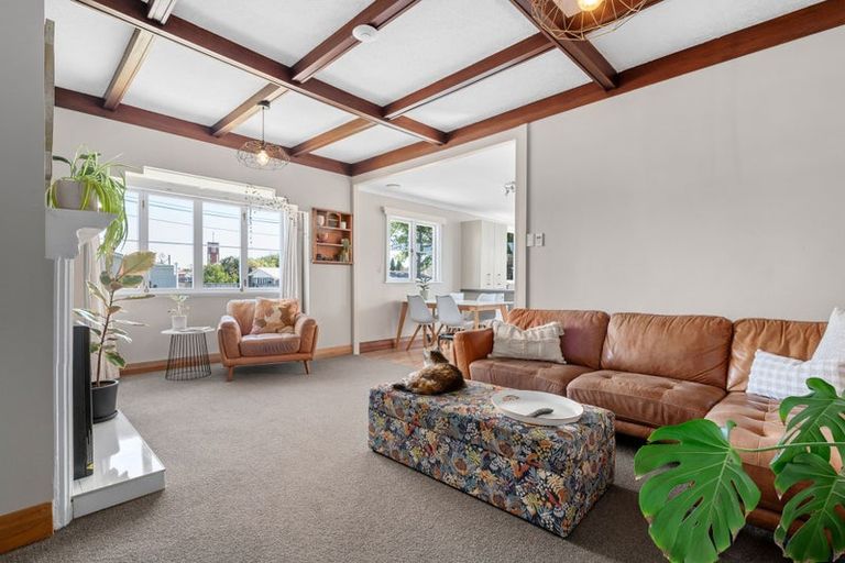 Photo of property in 42 Rifle Range Road, Dinsdale, Hamilton, 3204