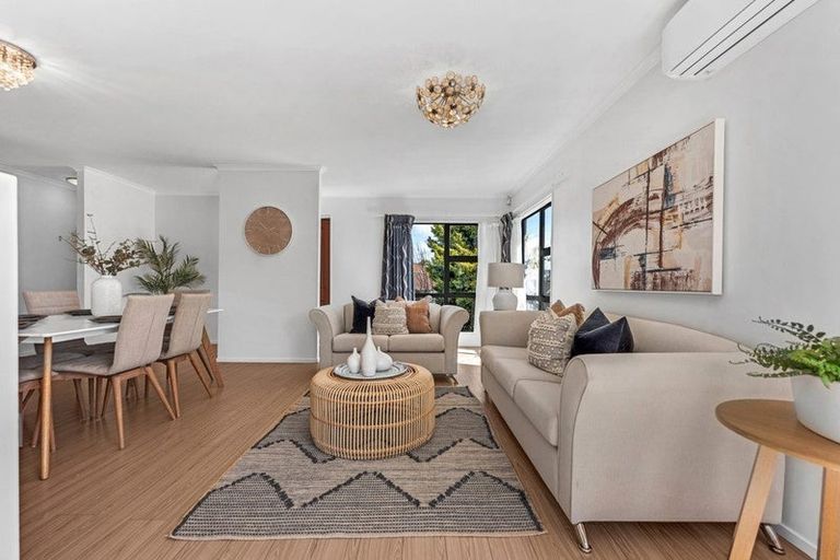 Photo of property in 22 Keri Vista Rise, Papakura, 2110