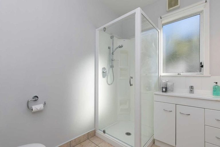 Photo of property in 1/3 Ridd Crescent, Karori, Wellington, 6012