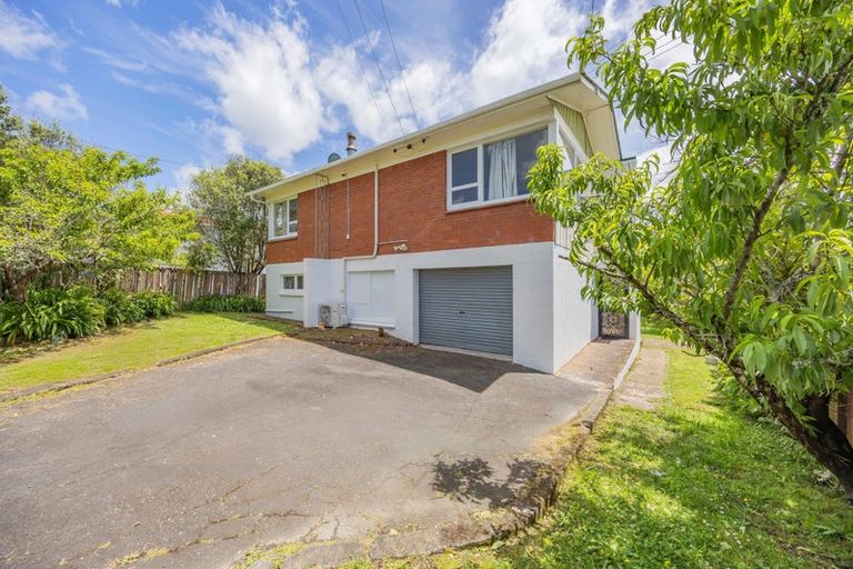 Photo of property in 4 Blanc Road, Silverdale, 0932