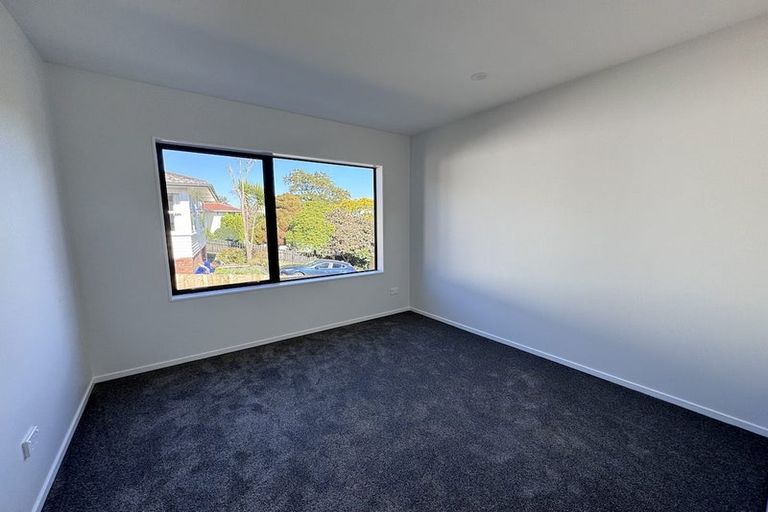 Photo of property in 8 Hobart Crescent, Wattle Downs, Auckland, 2103