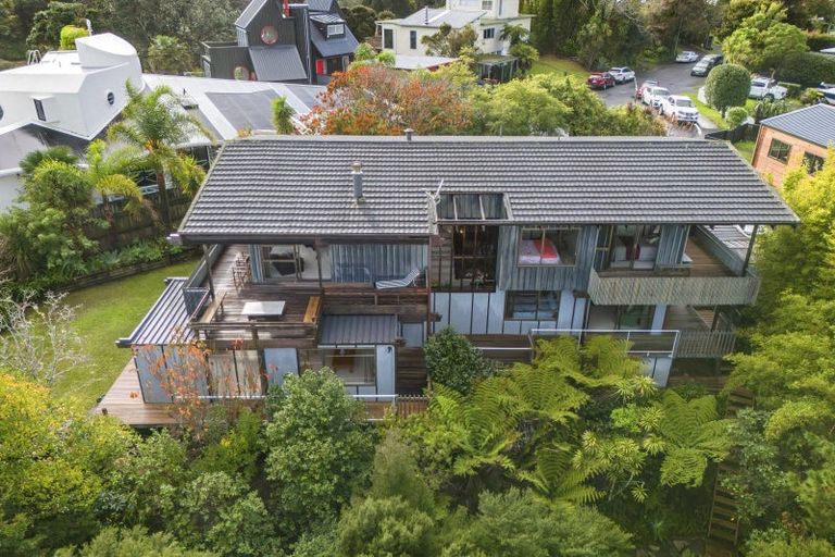 Photo of property in 132 Aeroview Drive, Beach Haven, Auckland, 0626