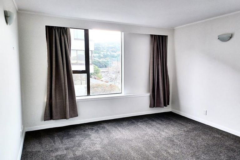 Photo of property in Hobson Court Flats, 34/70u Hobson Street, Thorndon, Wellington, 6011