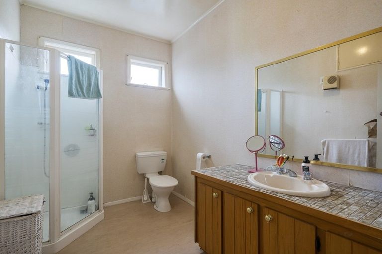 Photo of property in 20a Moana Road, Paraparaumu, 5032